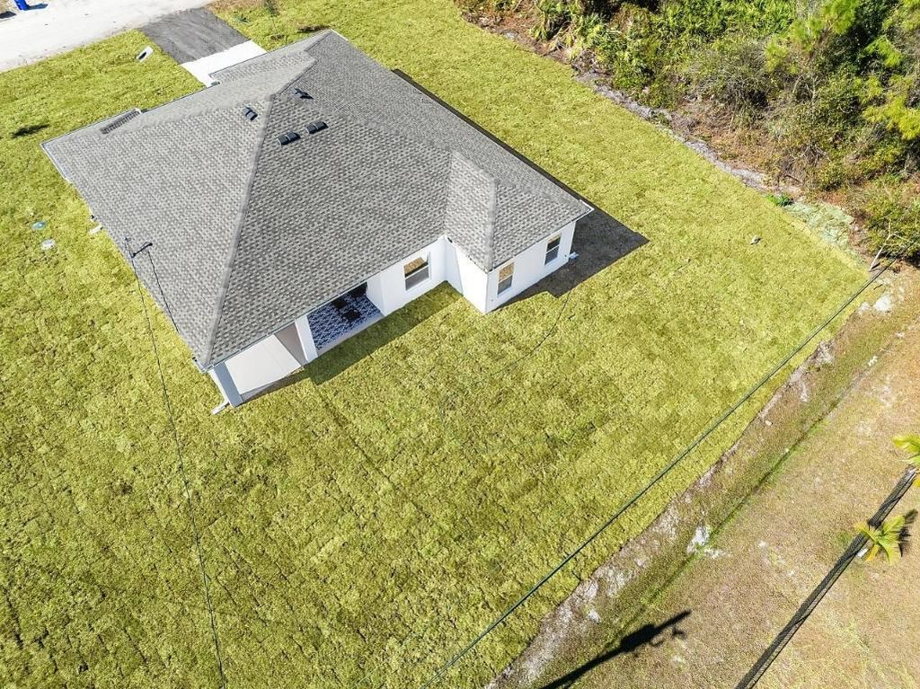 Photo of 8846 97th Court, Vero Beach, FL 32967 (MLS # R11156777)