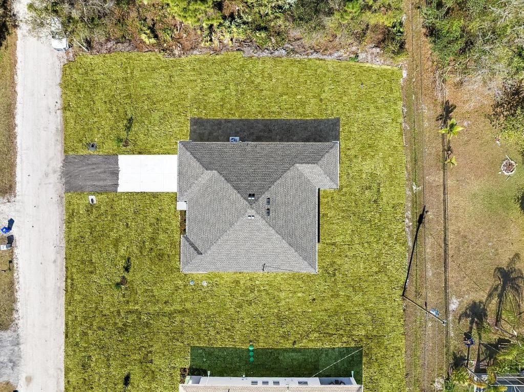 Photo of 8846 97th Court, Vero Beach, FL 32967 (MLS # R11156777)