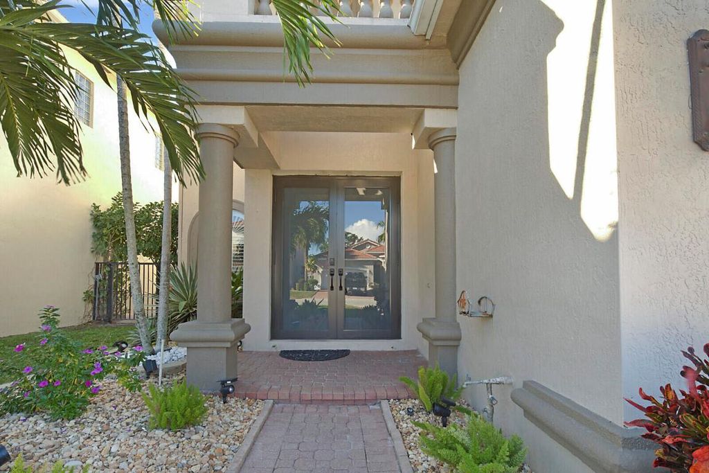 Photo of 7167 Ivy Crossing Lane, Boynton Beach, FL 33436 (MLS # R11154136)