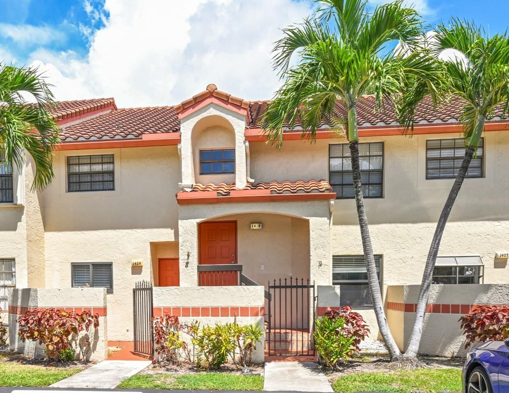 Diplomat Square - Residential Lease