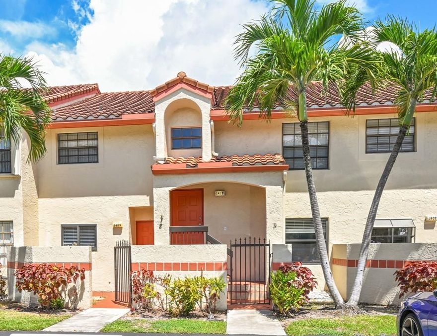 Spacious 2 bedroom, 2 bath condo located in resort like gated community of Independence Bay. This condo is vaulted & has a split living layout for privacy, nice granite kitchen with lots of cabinets and counter space, stainless steel appliances,  open living room with double sliders open up to screened in porch. Large primary bedroom suite with walk in closet and bathroom. Good size guest bedroom with guest bath, newer washer/dryer & A/C. Crown molding throughout. Extra storage located in attic with steel pull down stairs for safety and convenience. Resort like amenities include 24 hour security,  5 pools, tennis, pickleball, basketball, fitness center, bocce, handball courts. Conveniently located to major interchanges for easy commuting, shopping, and only 5 miles to Deerfield Beach.