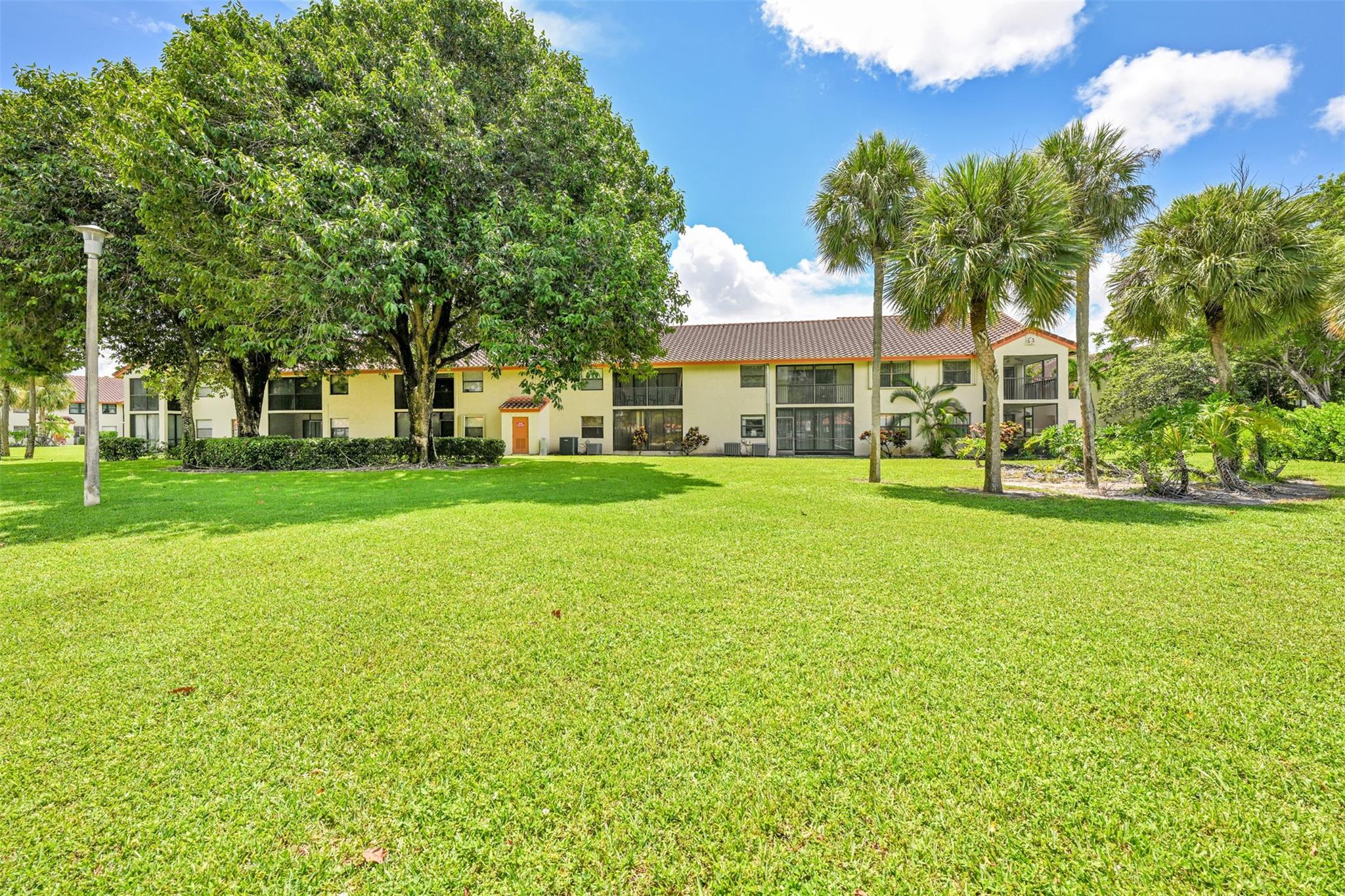 Diplomat Square - Residential Lease