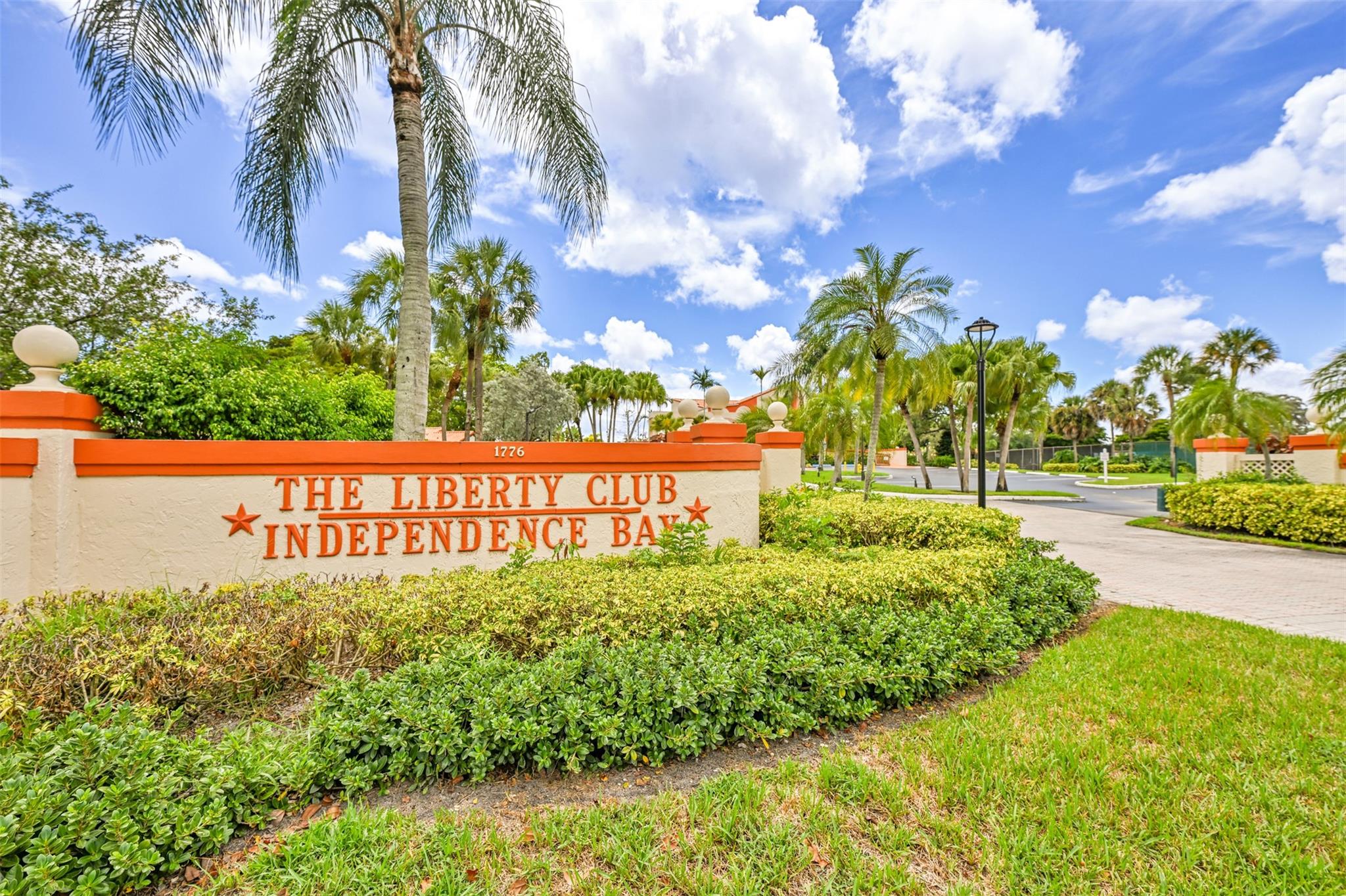 Diplomat Square - Residential Lease