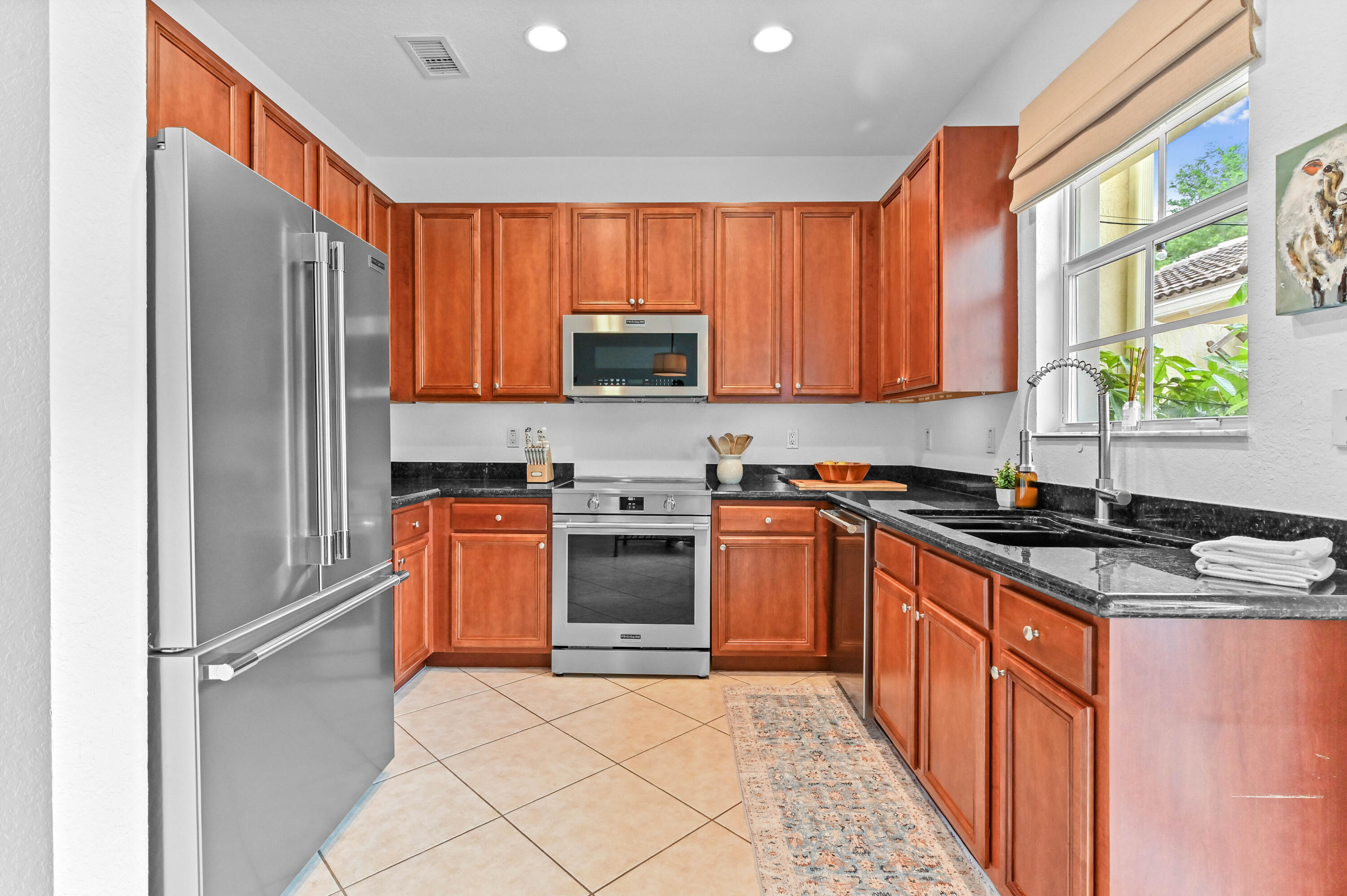 FAIRFIELD GARDENS - Residential