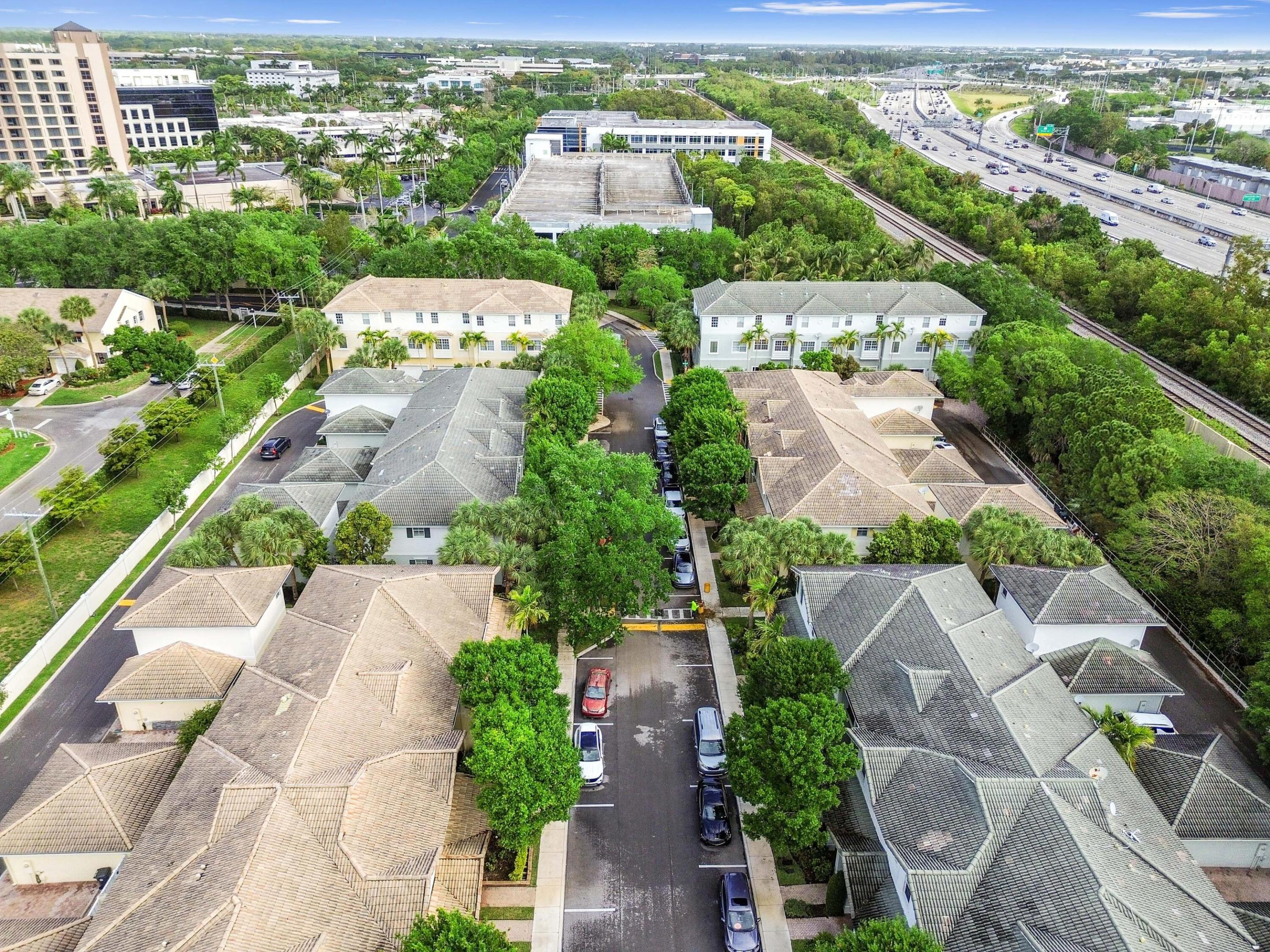 FAIRFIELD GARDENS - Residential