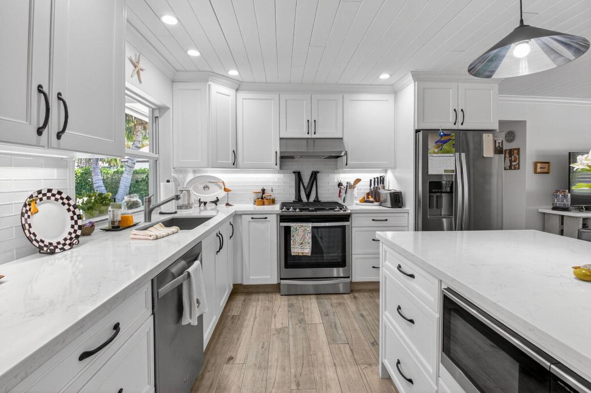 CHAPEL HILL - Residential