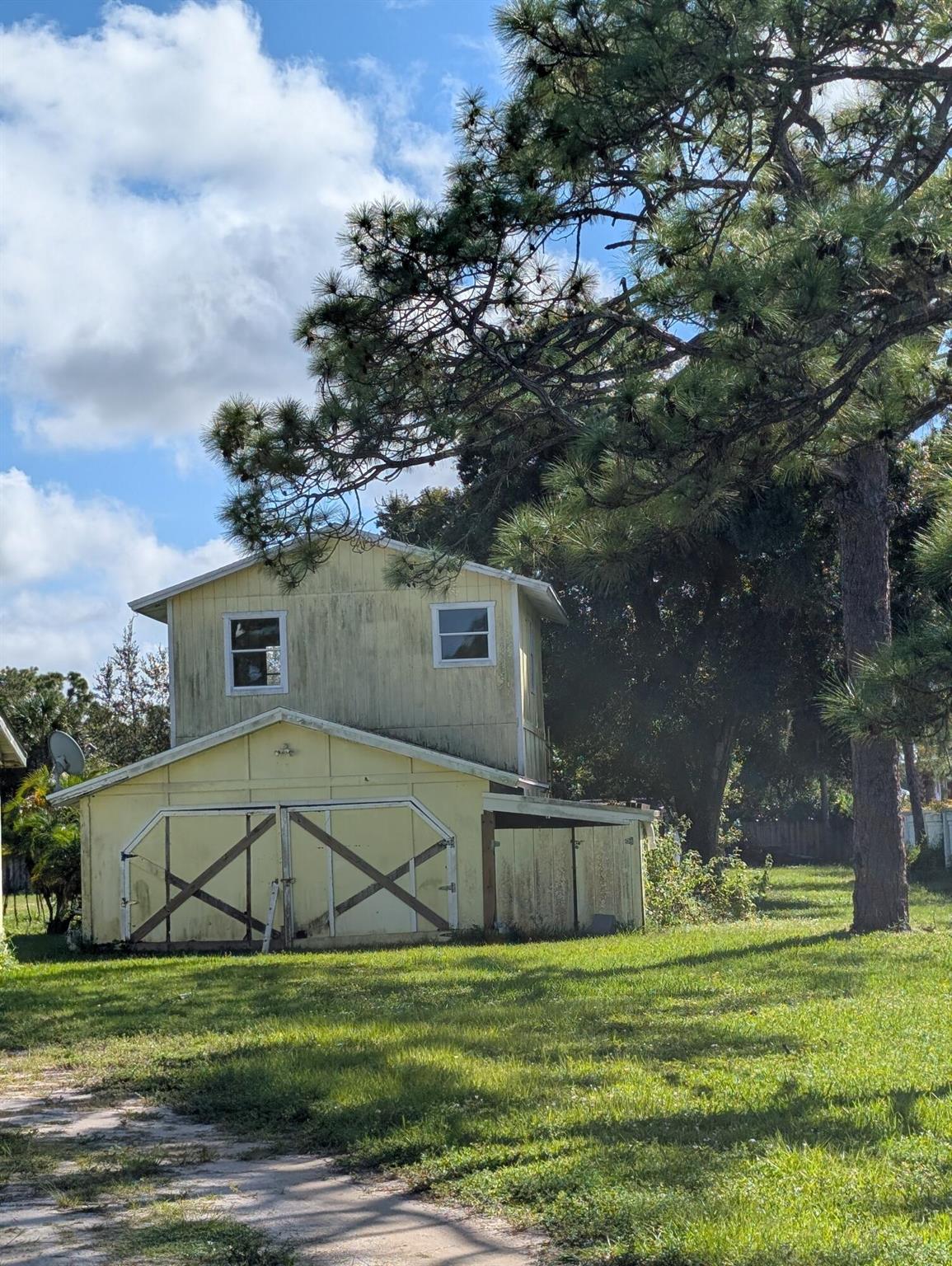 1500 SE Cove Road
