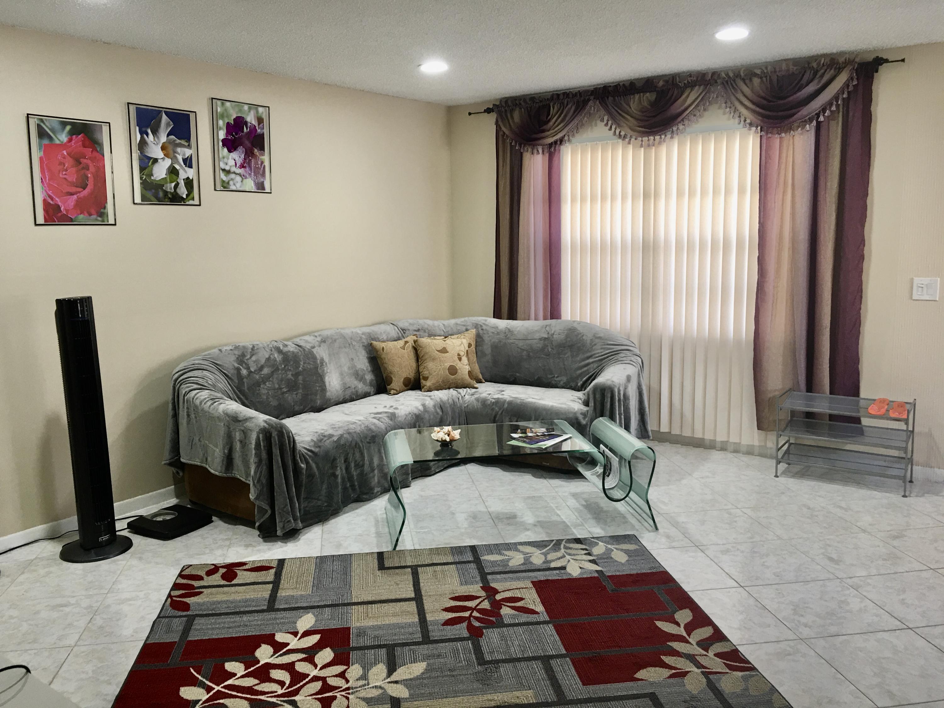 KINGS POINT - Residential Lease