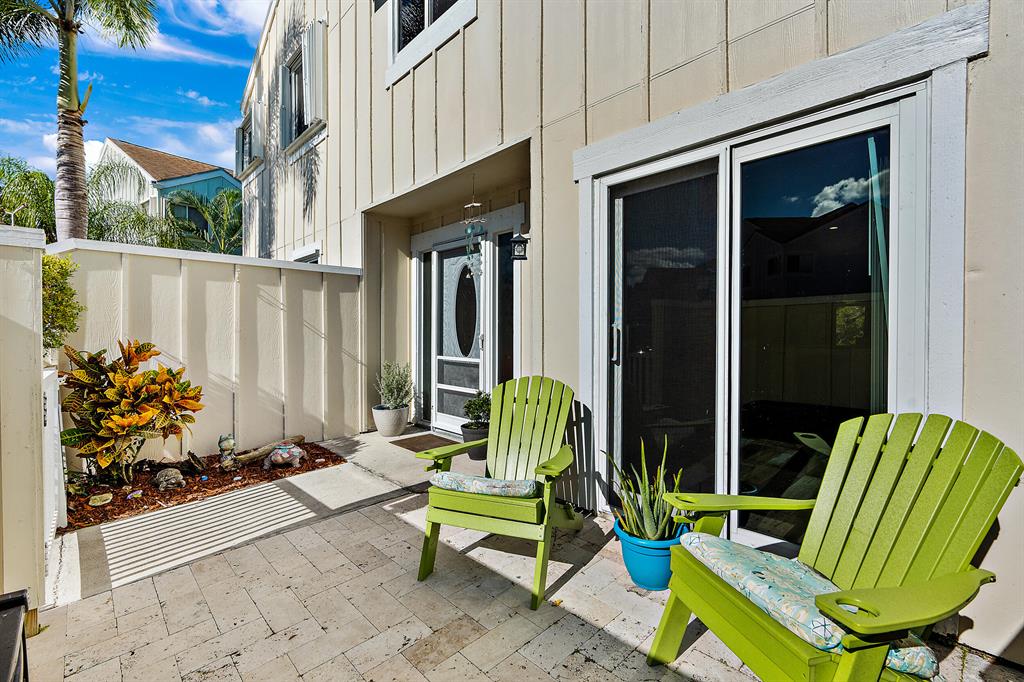 Riverwalk - Residential