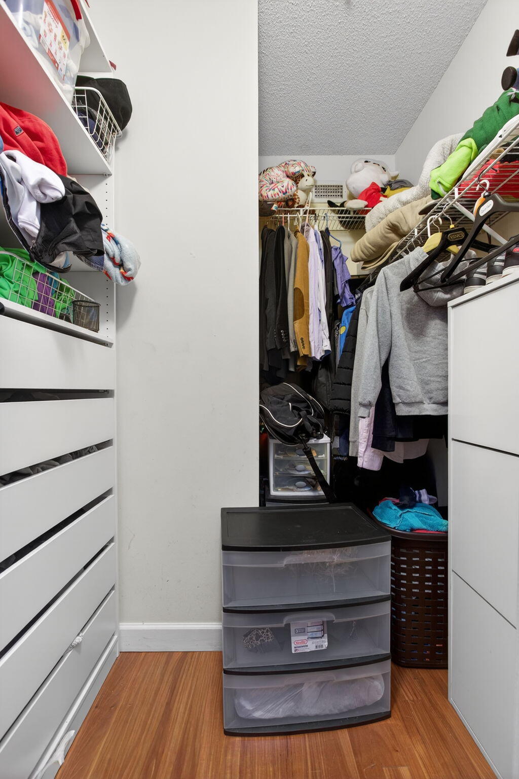 PALMS POINT - Residential