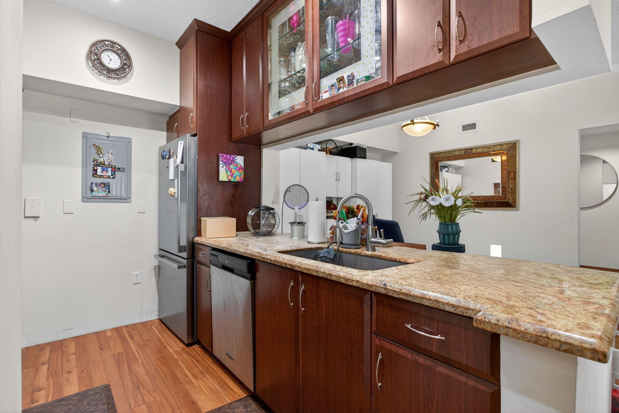 PALMS POINT - Residential