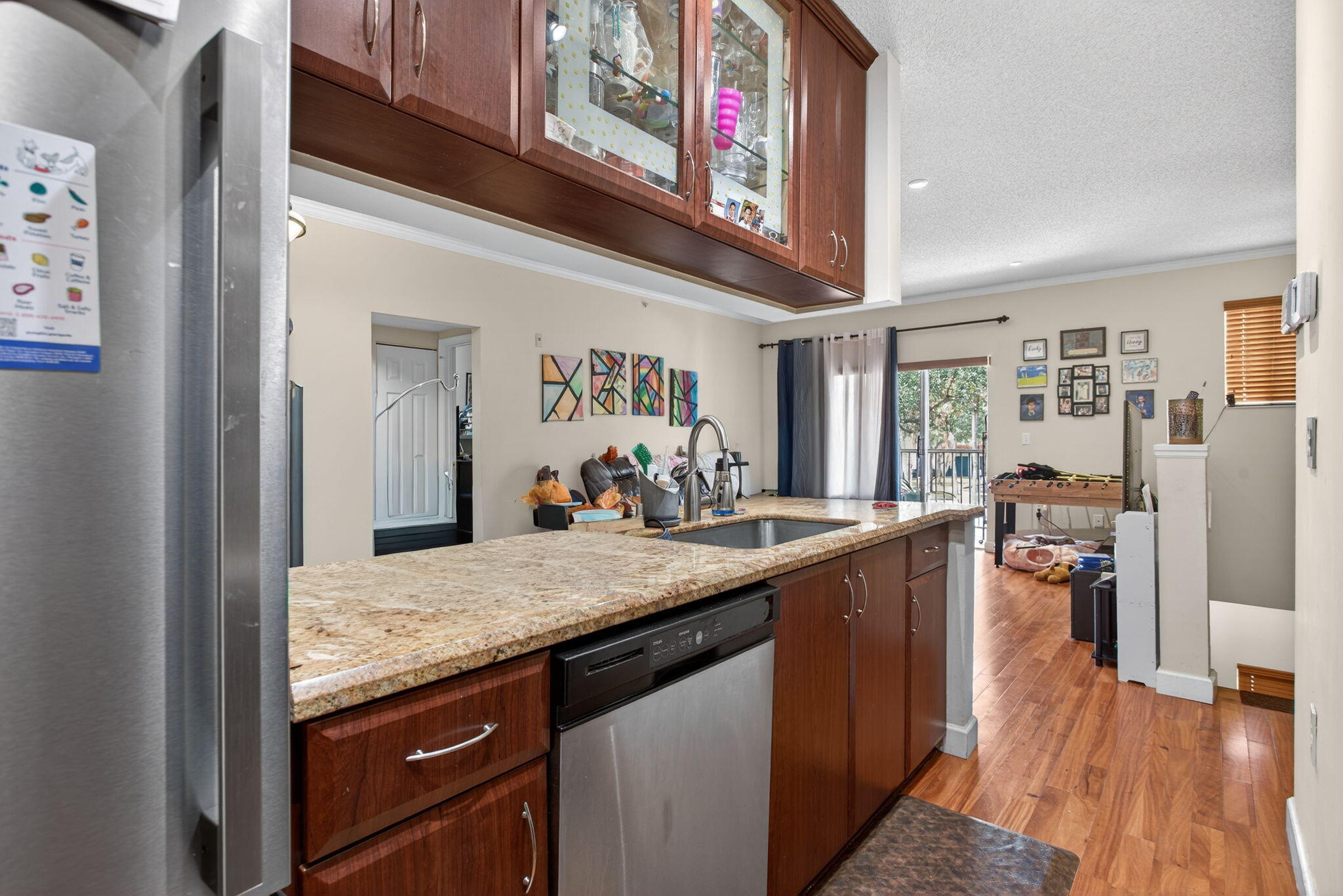 PALMS POINT - Residential