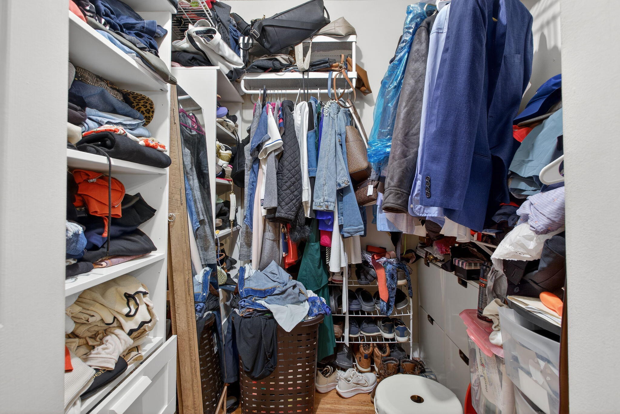 PALMS POINT - Residential