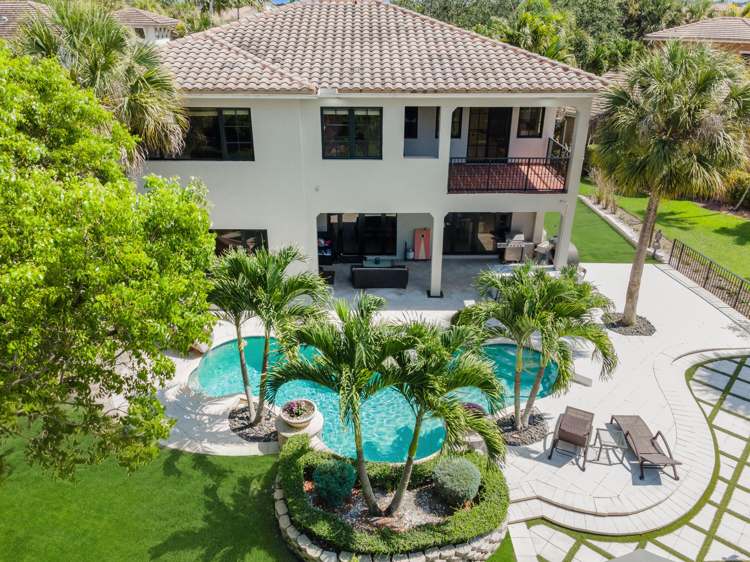 9521 Eden Manor