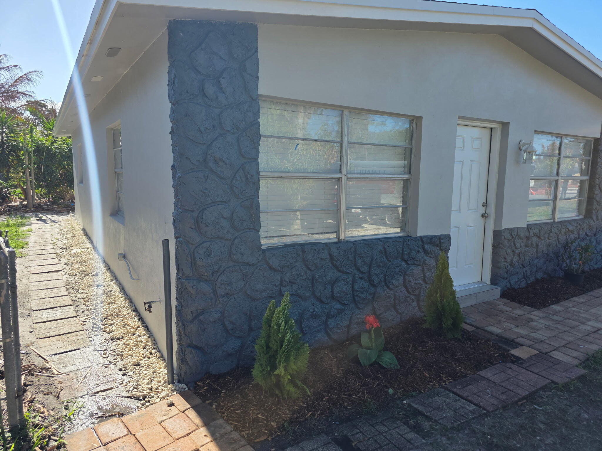 GOLDEN GATE - Residential Lease