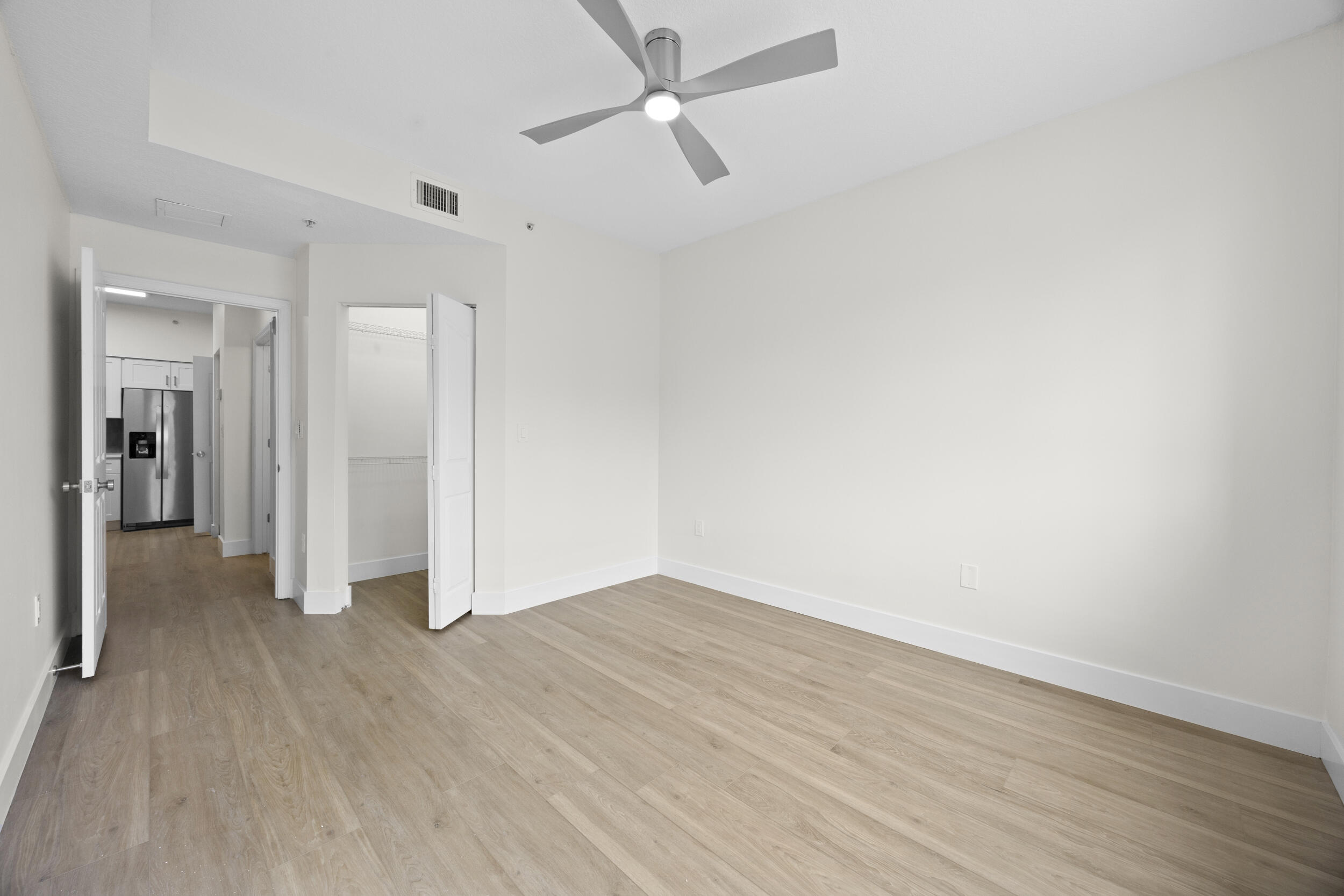 MEZZANO CONDO - Residential Lease