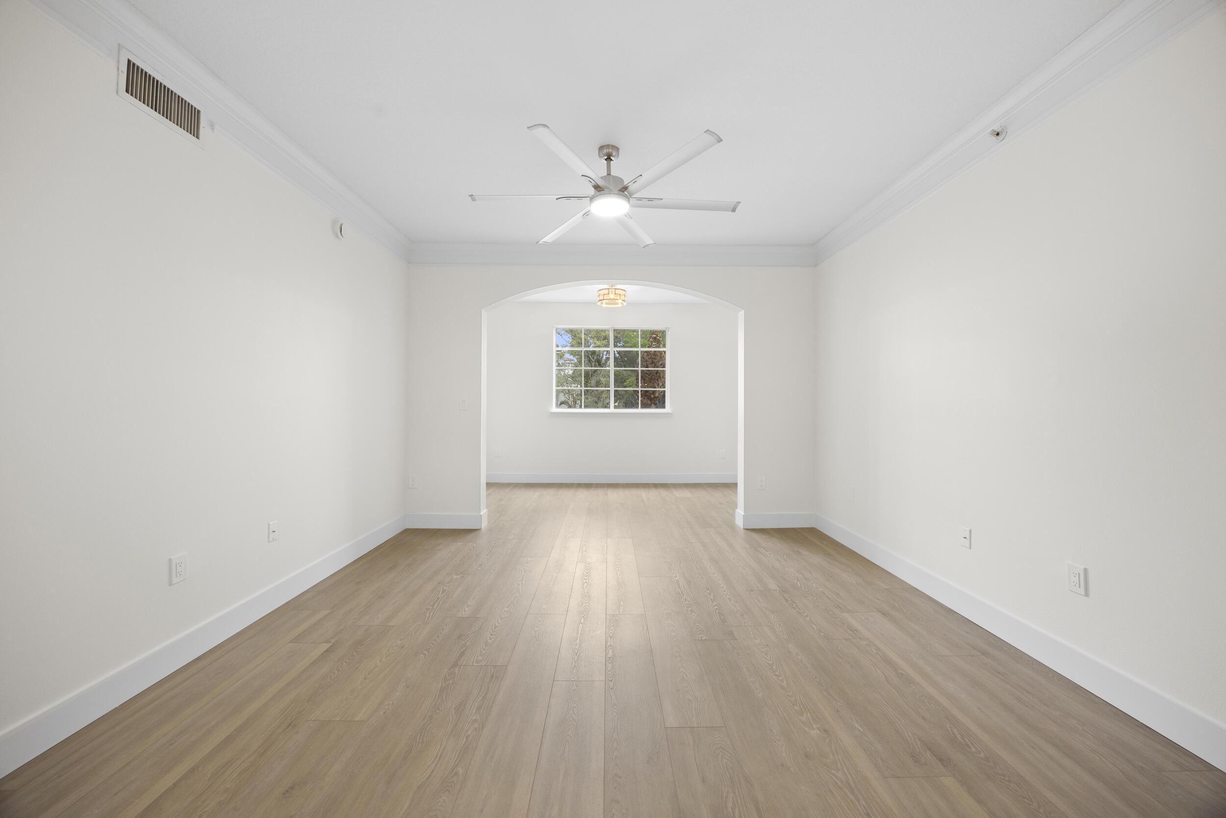 MEZZANO CONDO - Residential Lease