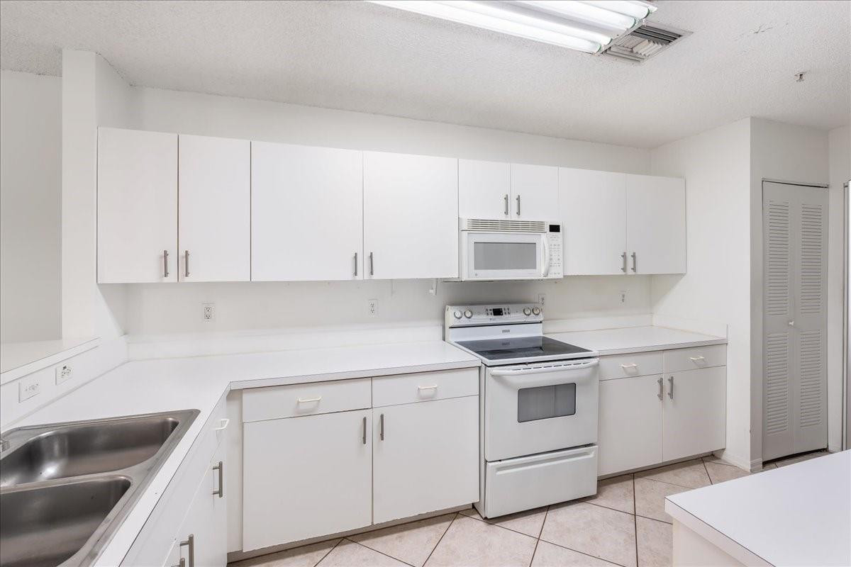 Tara II - Residential