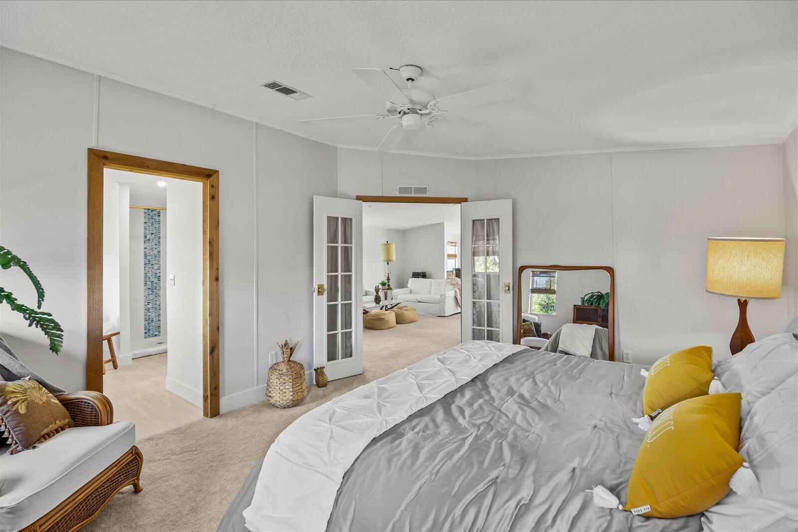 TROPICAL PARADISE - Residential