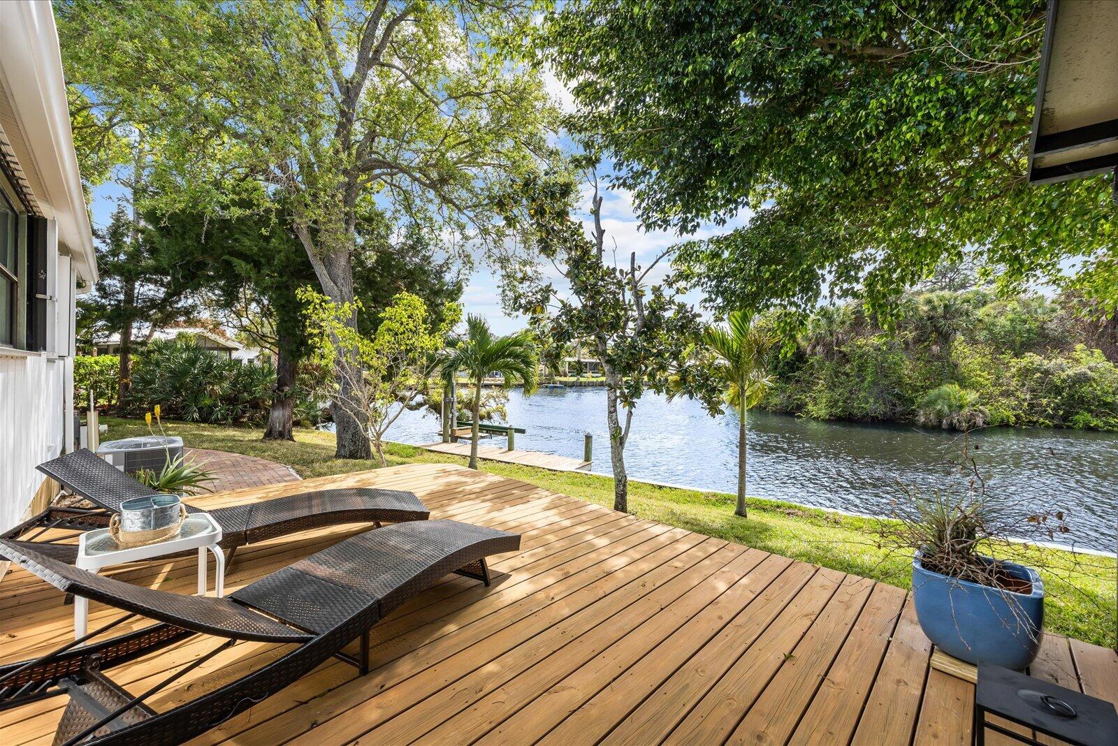 TROPICAL PARADISE - Residential