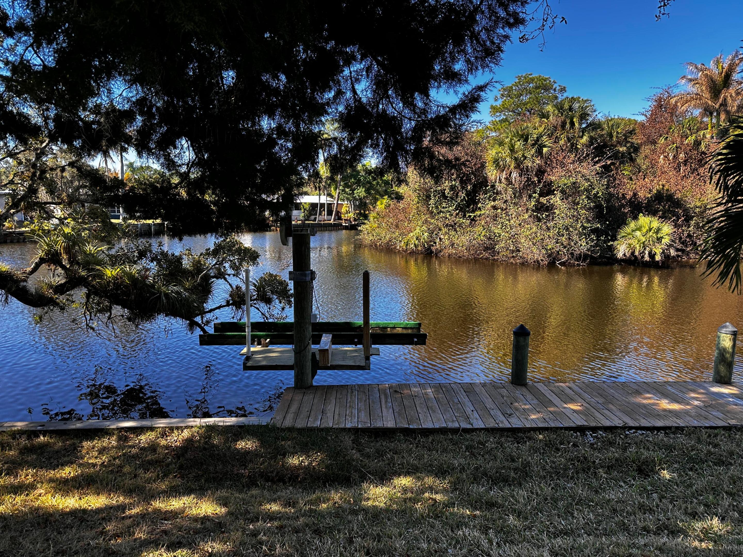 7918 SE Paradise Court