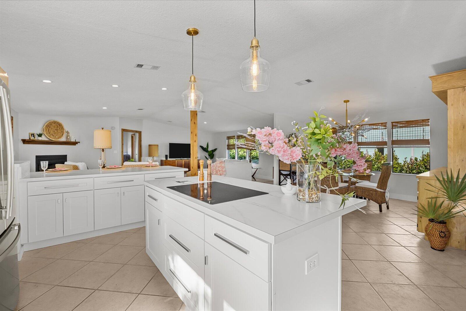 TROPICAL PARADISE - Residential