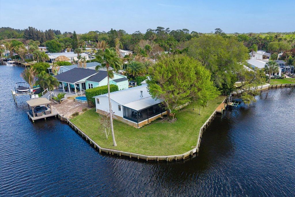 Photo of 7918 SE Paradise Court, Stuart, FL 34997 (MLS # B26002025)