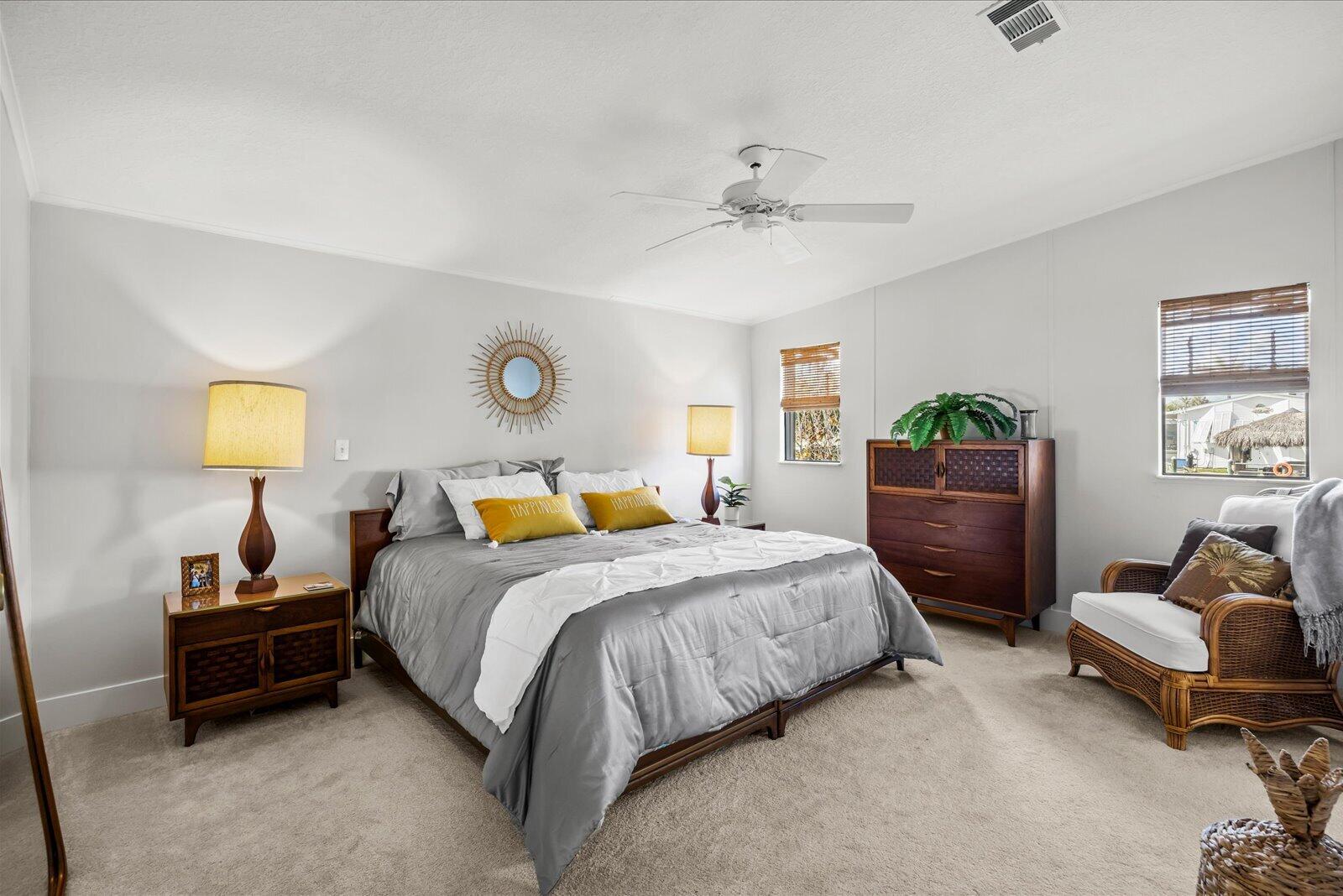 TROPICAL PARADISE - Residential