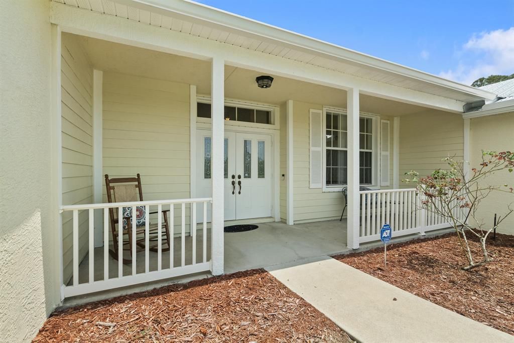 Photo of 190 SE Crosspoint Drive, Port St Lucie, FL 34983 (MLS # R10885967)