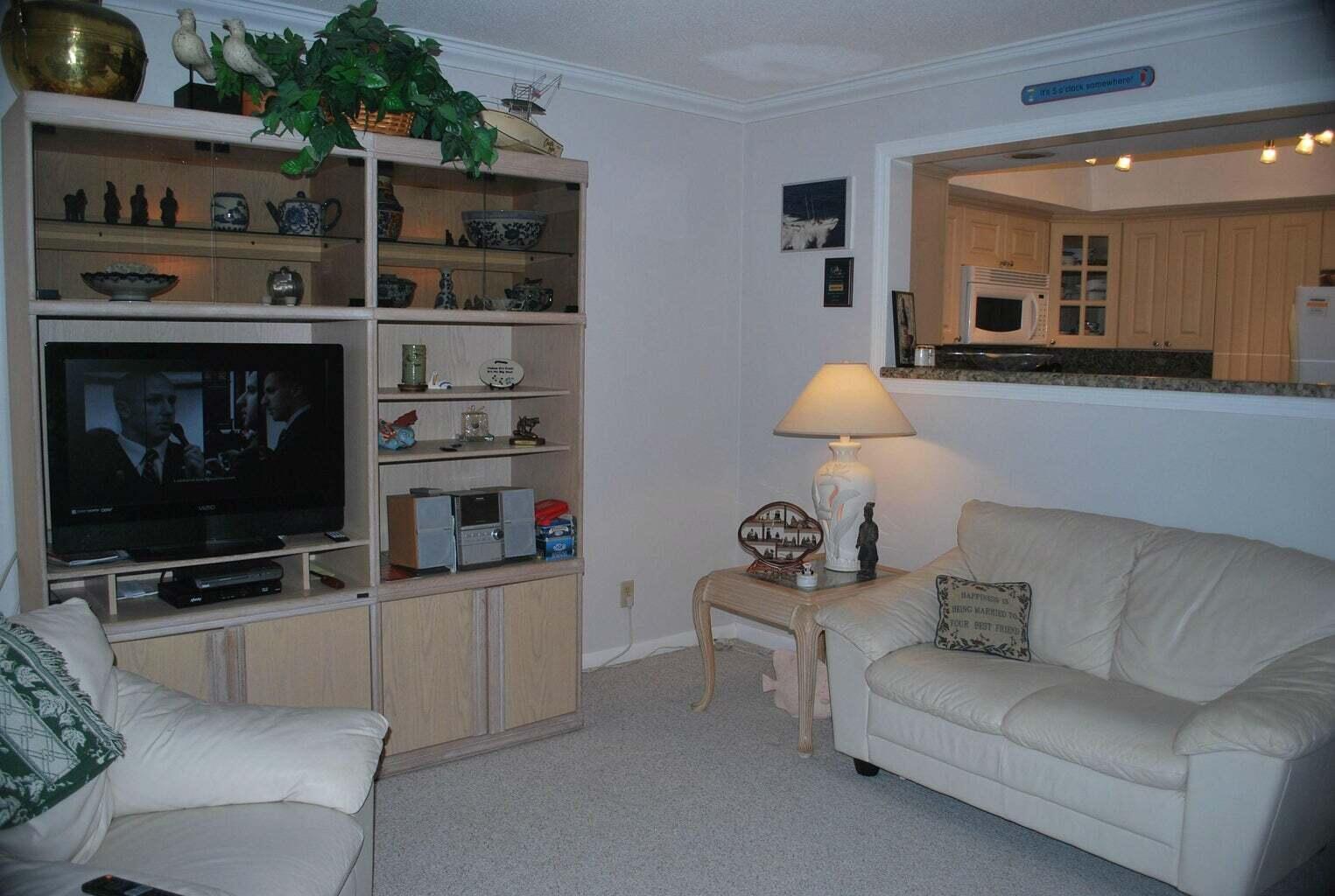 MARINA HARBOUR CONDO - Residential Lease