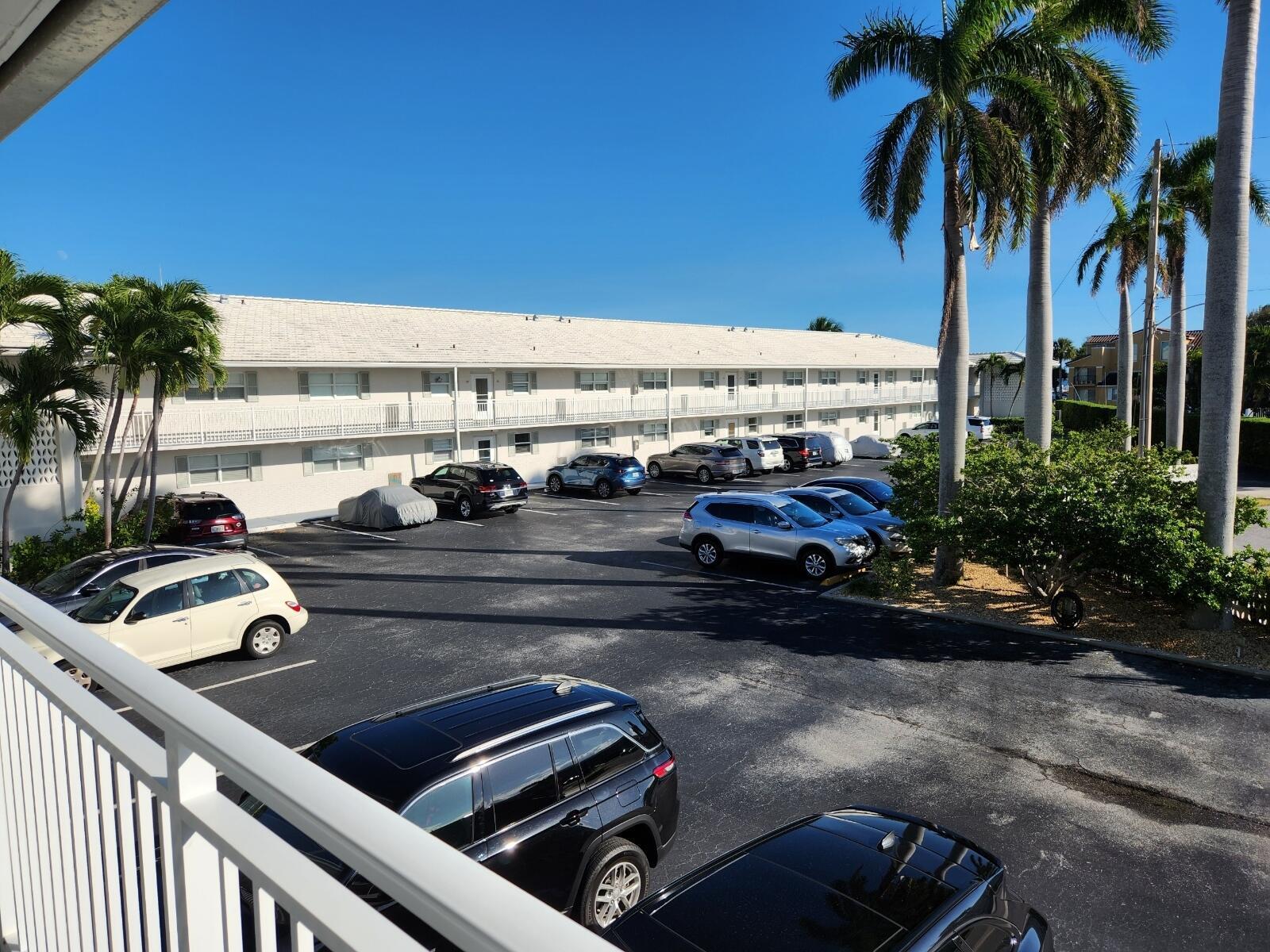 MARINA HARBOUR CONDO - Residential Lease