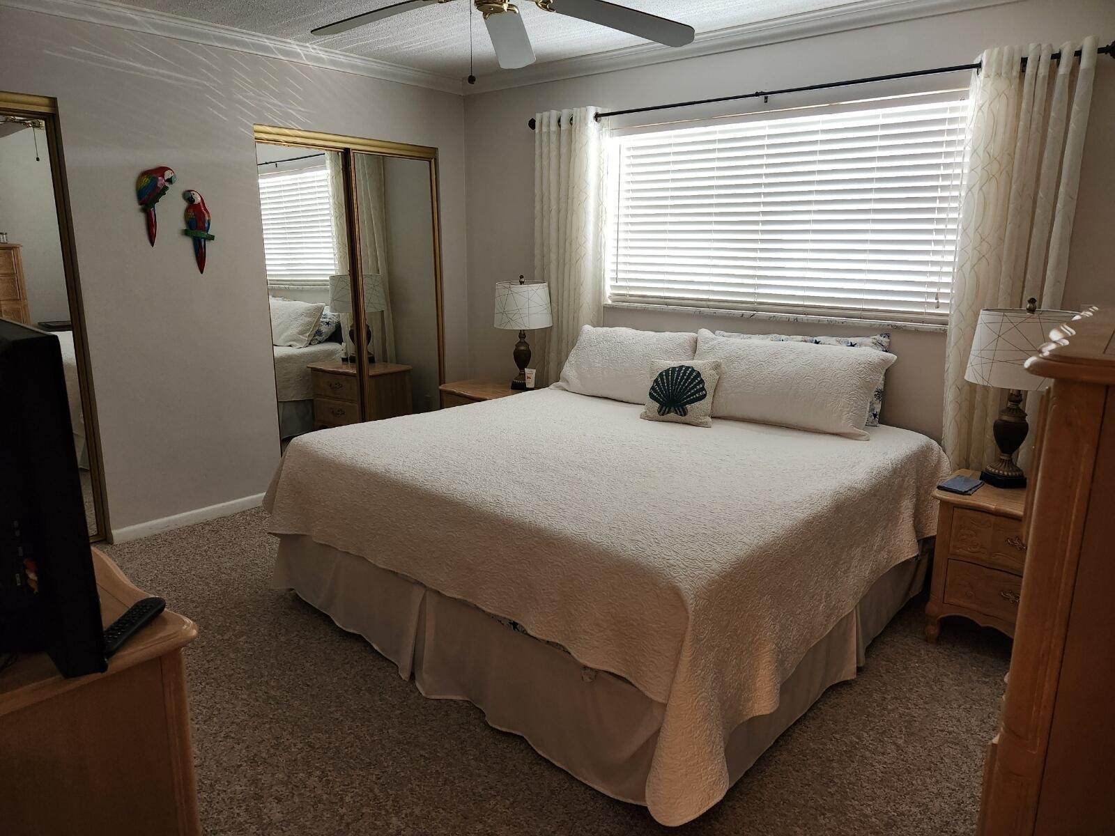 MARINA HARBOUR CONDO - Residential Lease