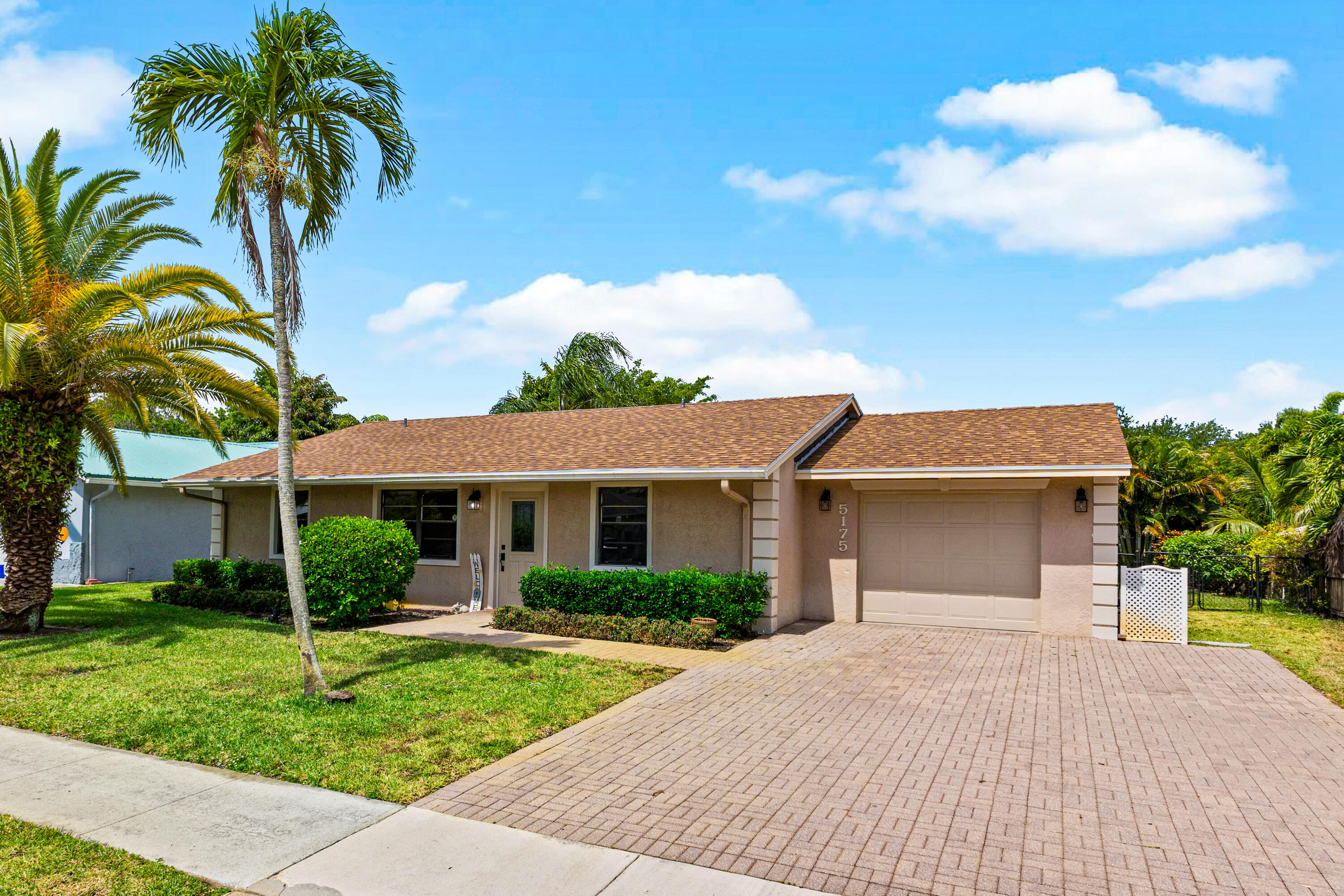 BEECHWOOD ESTATES - Residential