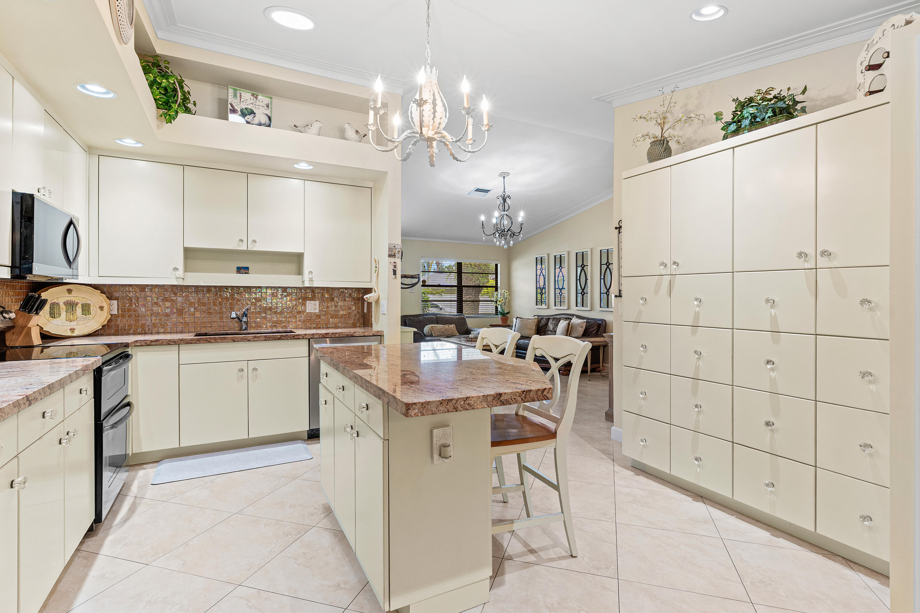 BEECHWOOD ESTATES - Residential
