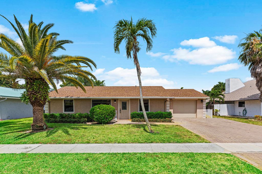 Photo of 5175 Beechwood Road, Delray Beach, FL 33484 (MLS # B26030358)