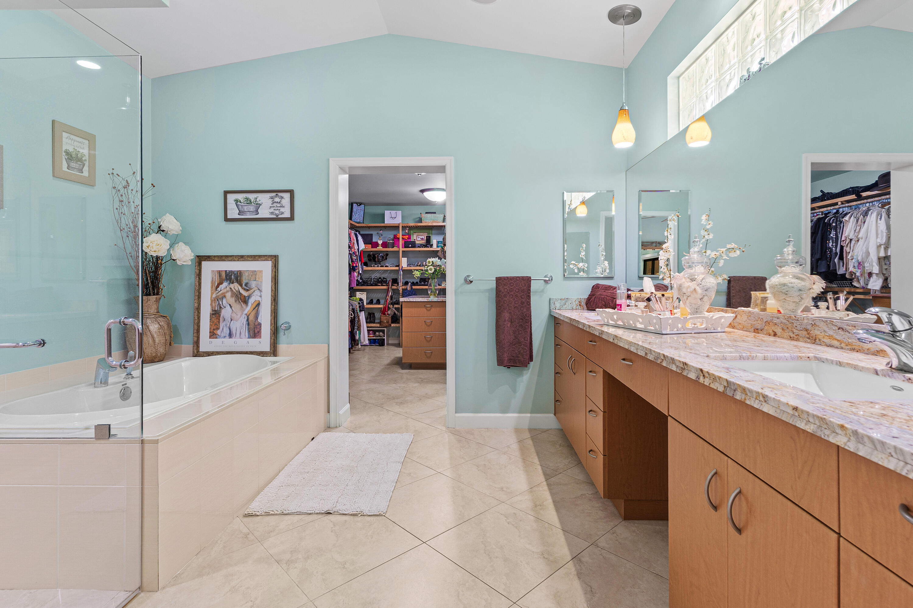 BEECHWOOD ESTATES - Residential