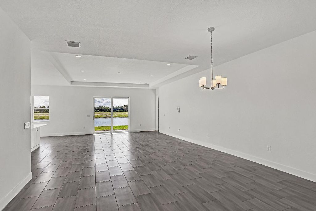 Photo of 6886 68th Square Sq, Vero Beach, FL 32967 (MLS # R11158998)