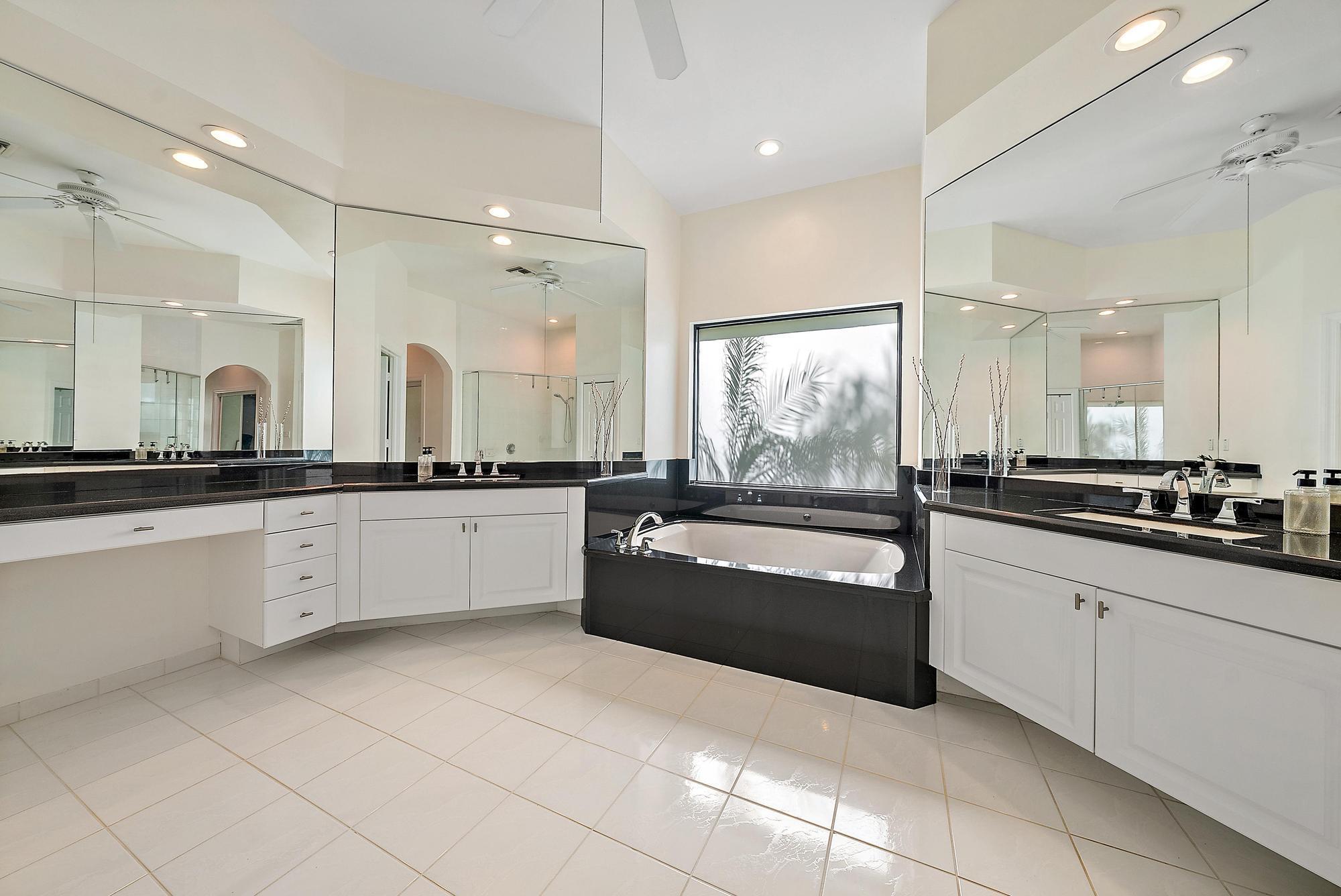 STONEWAL ESTATES - Residential