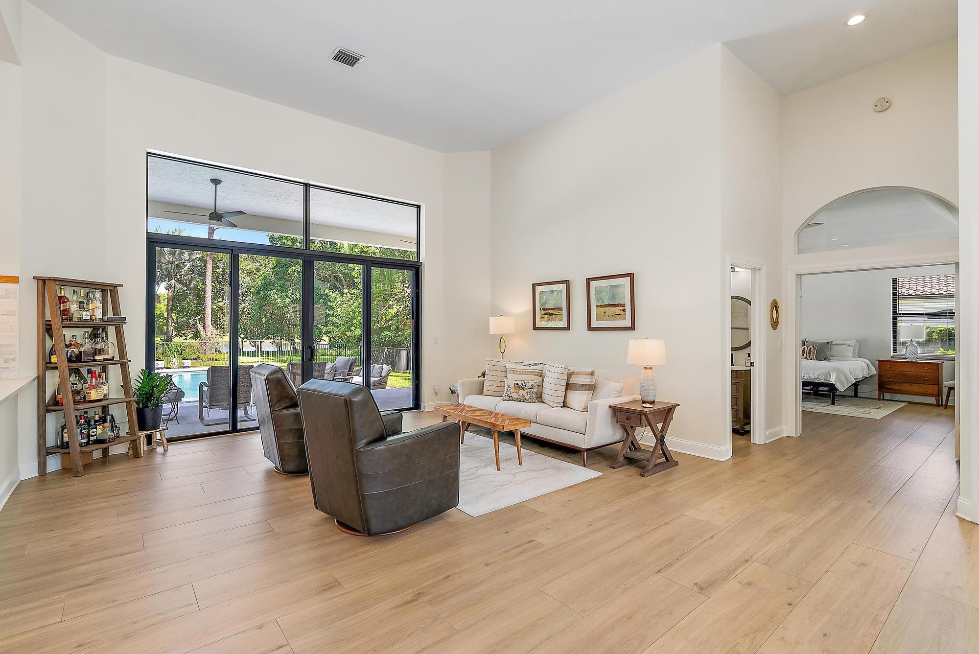 STONEWAL ESTATES - Residential