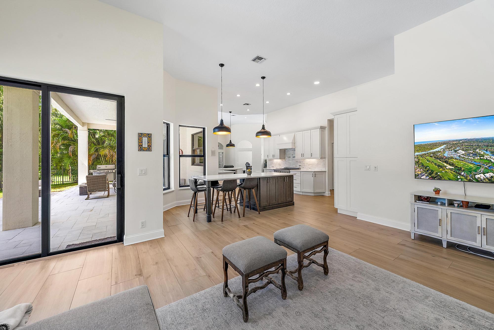 STONEWAL ESTATES - Residential