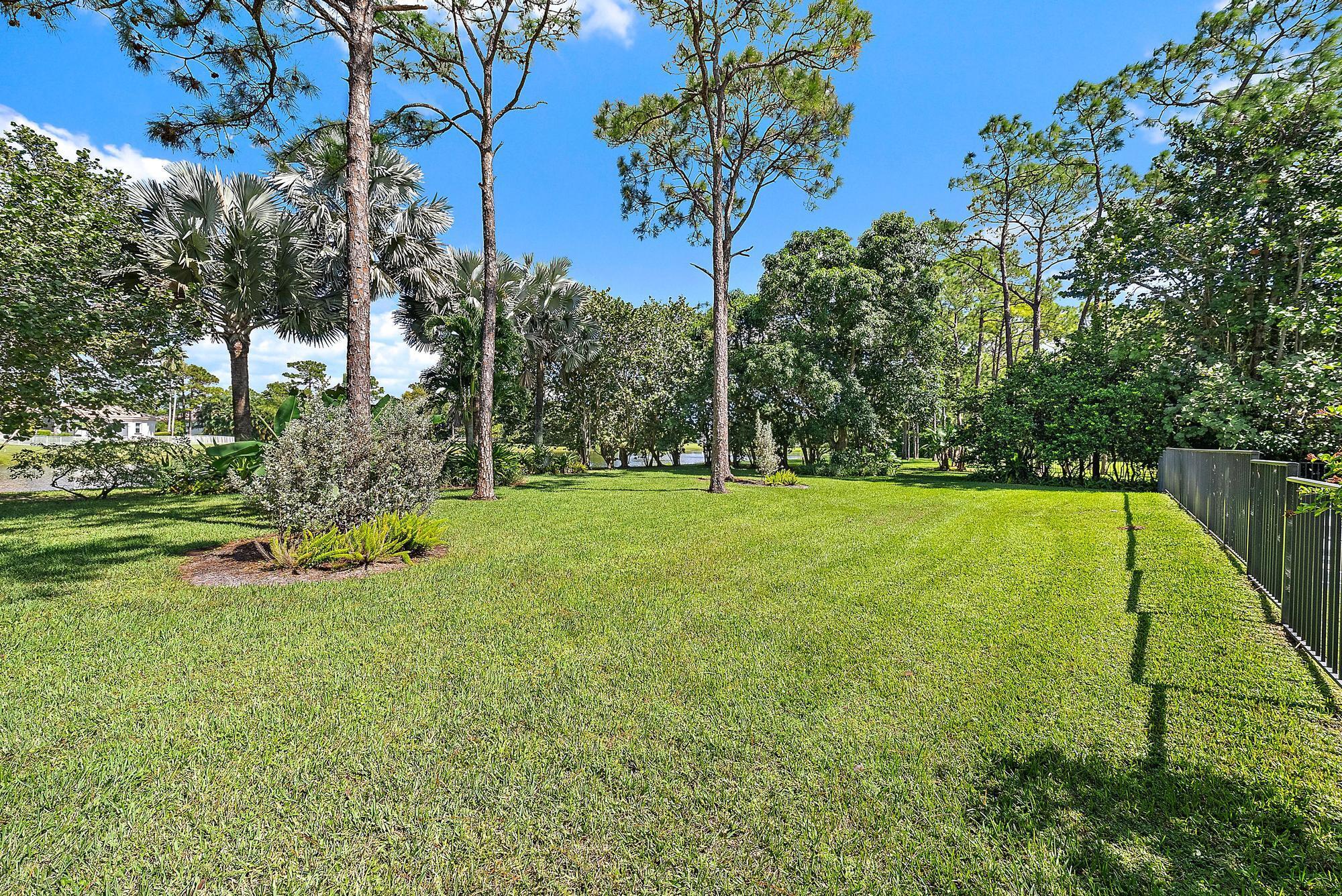 STONEWAL ESTATES - Residential