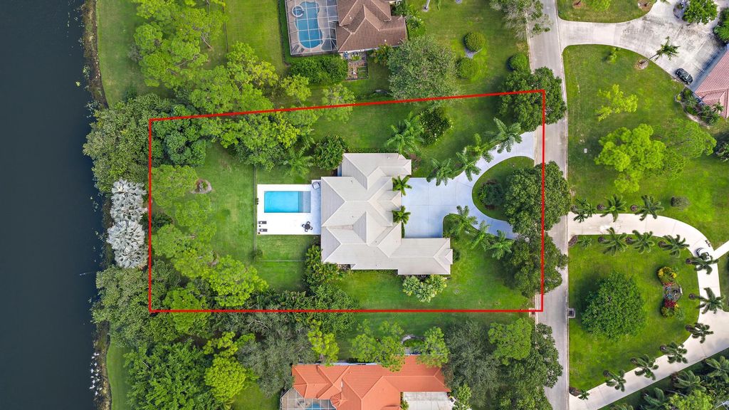 Photo of 11771 Stonehaven Way, Palm Beach Gardens, FL 33412 (MLS # R11133019)