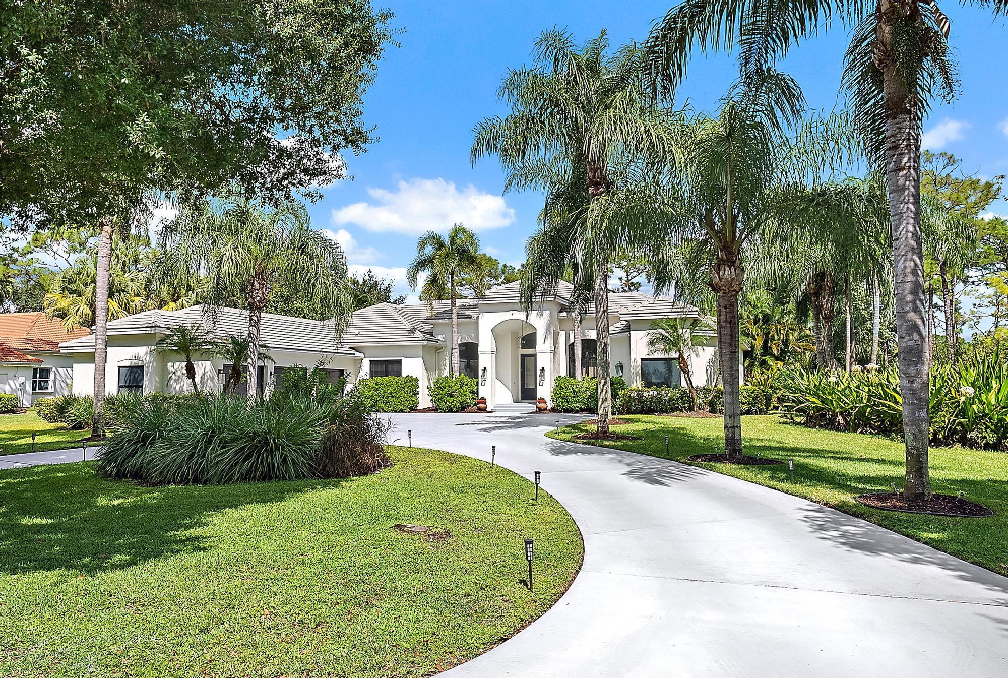STONEWAL ESTATES - Residential