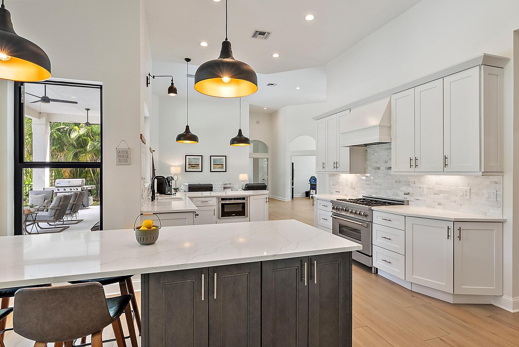 STONEWAL ESTATES - Residential