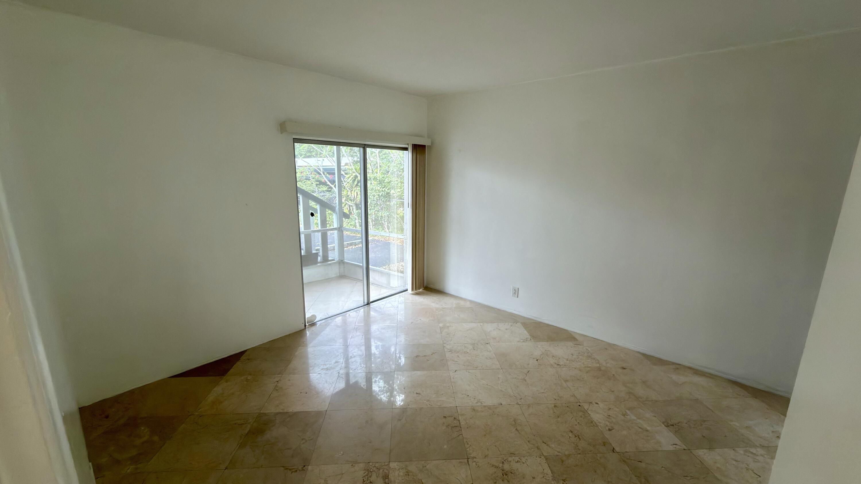 DELWOOD CONDO - Residential Lease