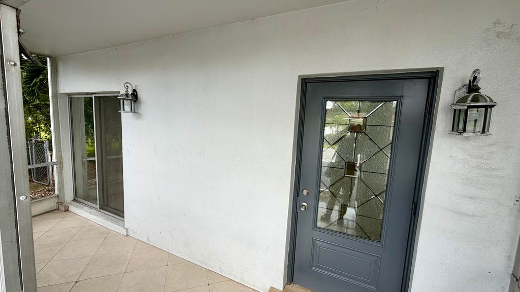 Photo of 2646 Polk Street #2, Hollywood, FL 33020 (MLS # B26012439)