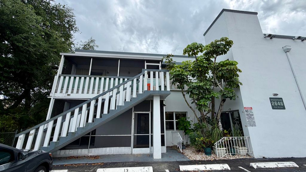 Photo of 2646 Polk Street #2, Hollywood, FL 33020 (MLS # B26012439)