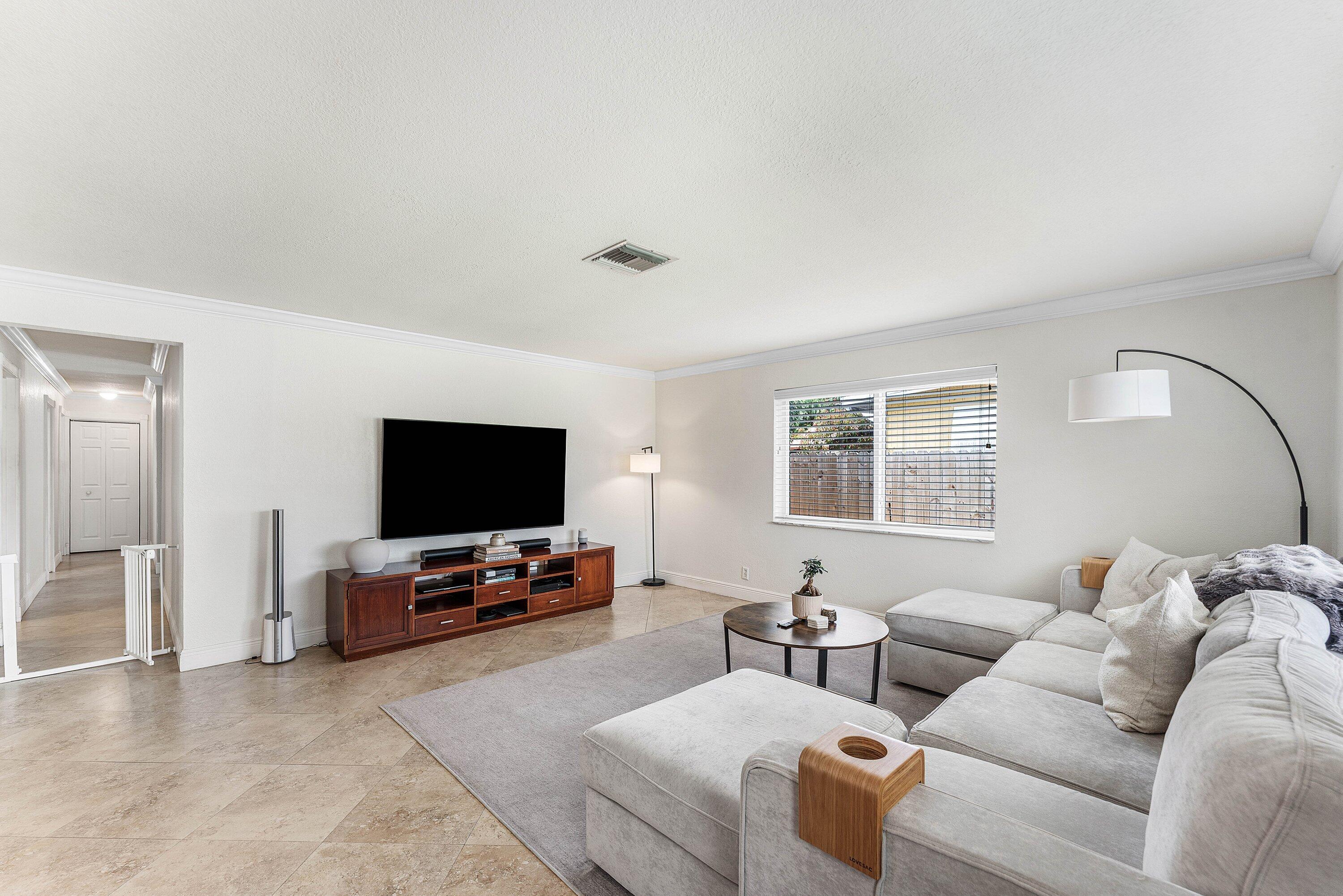 Properties | Stephanie Kaufman 5347 Washington Road