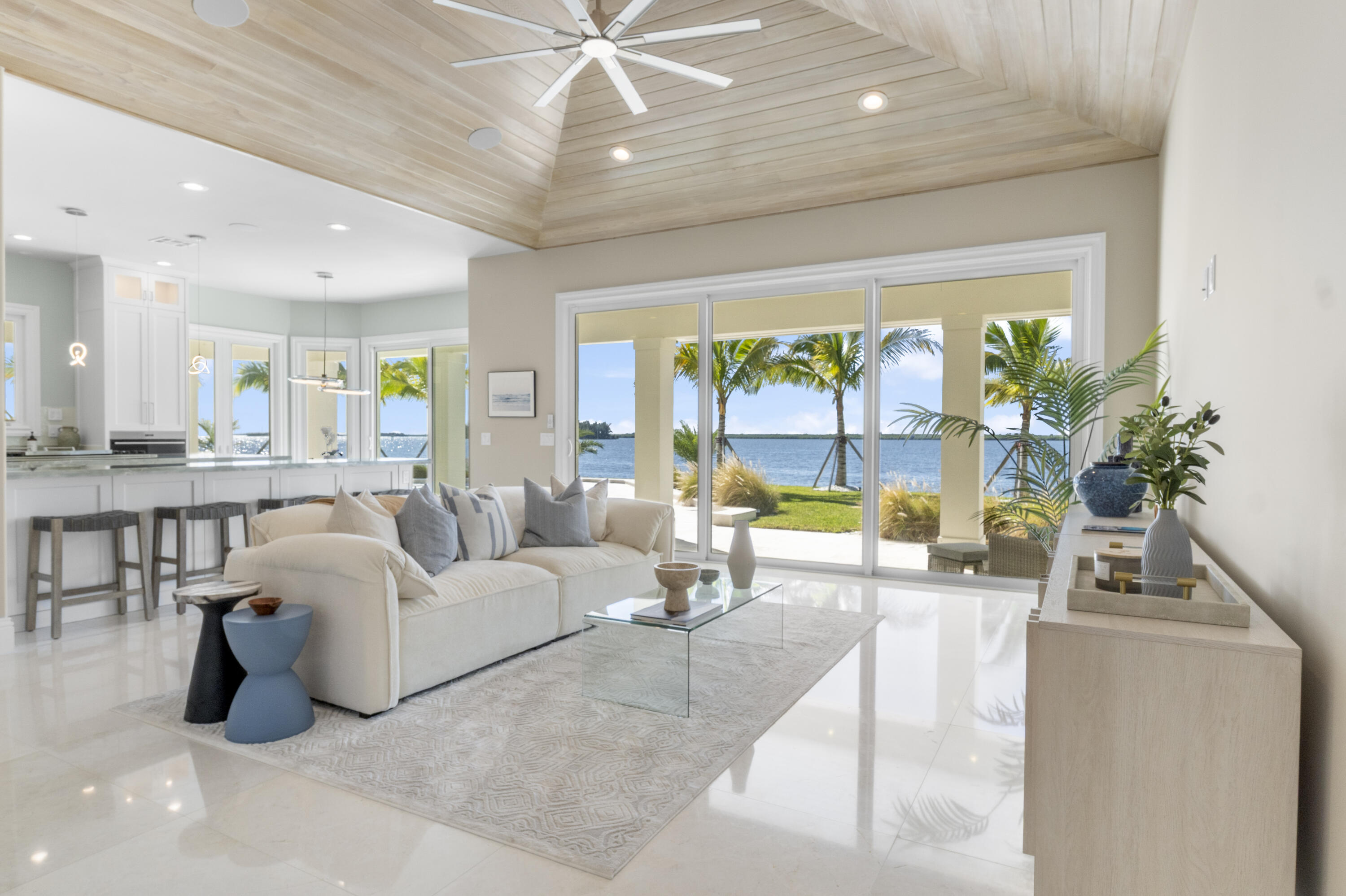 INDIAN BAY POINT - Residential