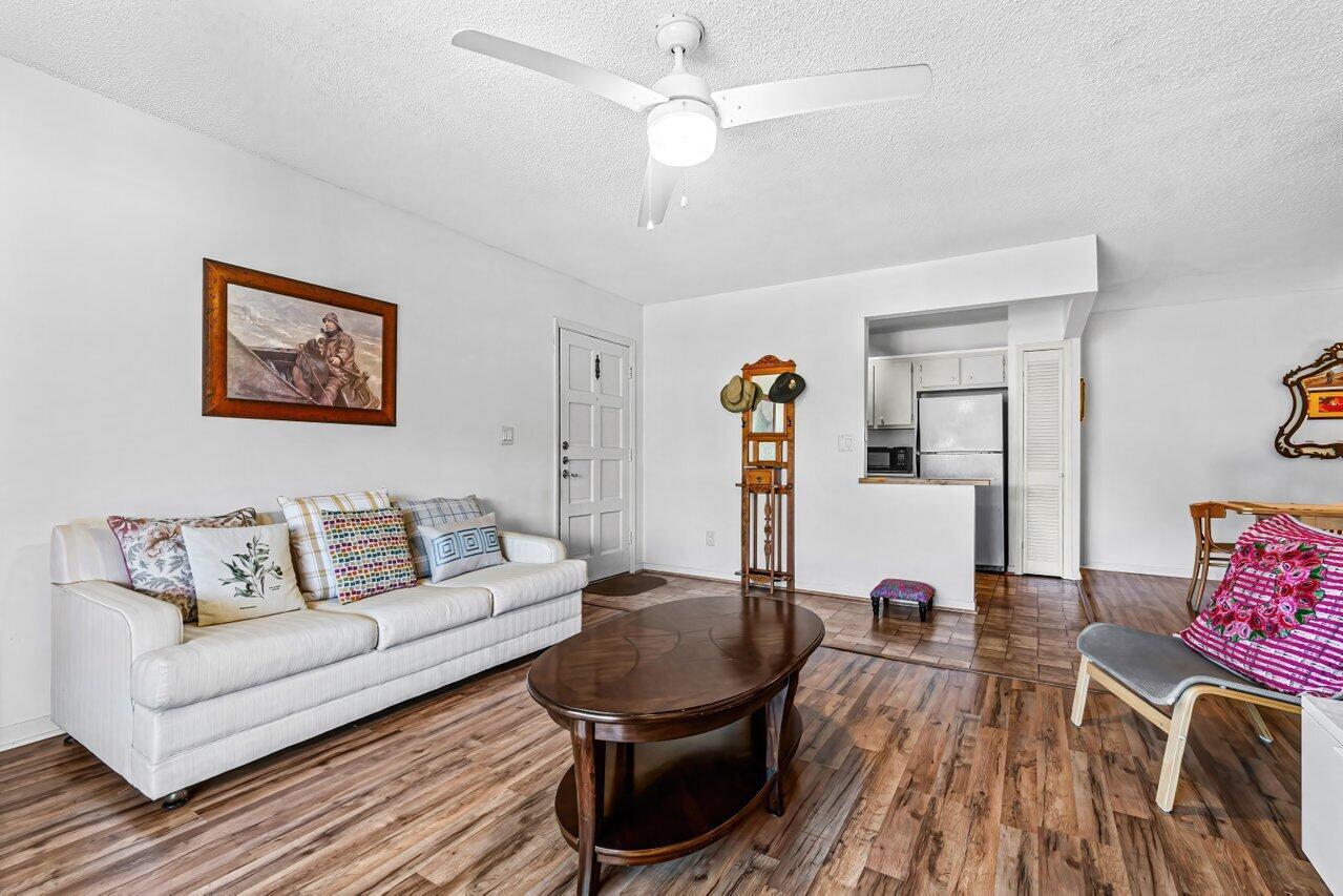 1000 NW 13th Street 213a